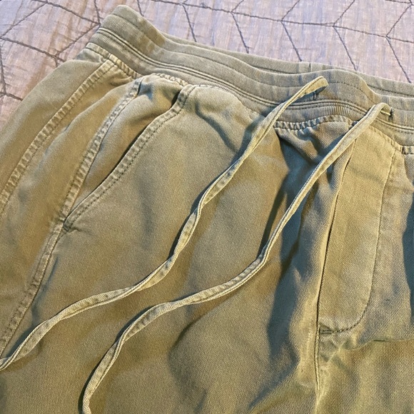 Army Green Jogger - Picture 5 of 6